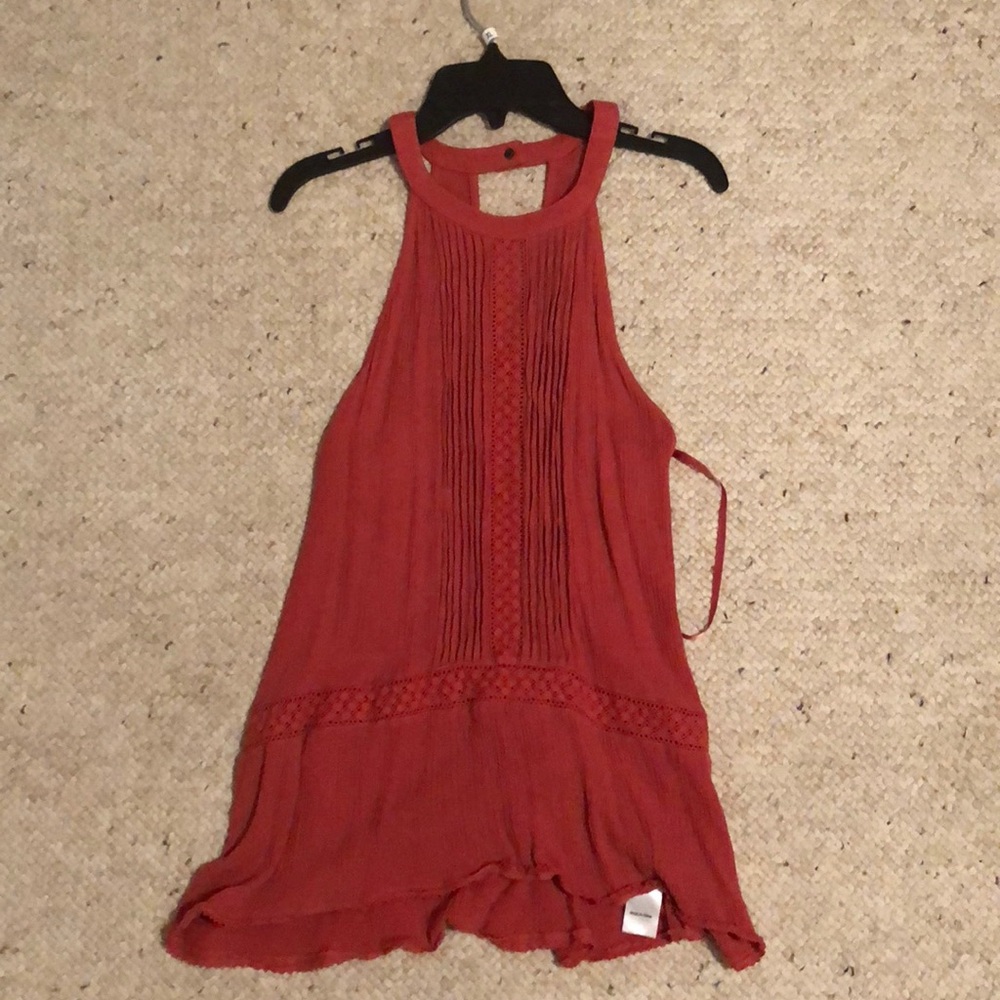 Sleeveless burnt orange top